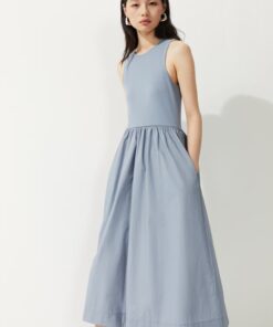 Dress with flared skirt